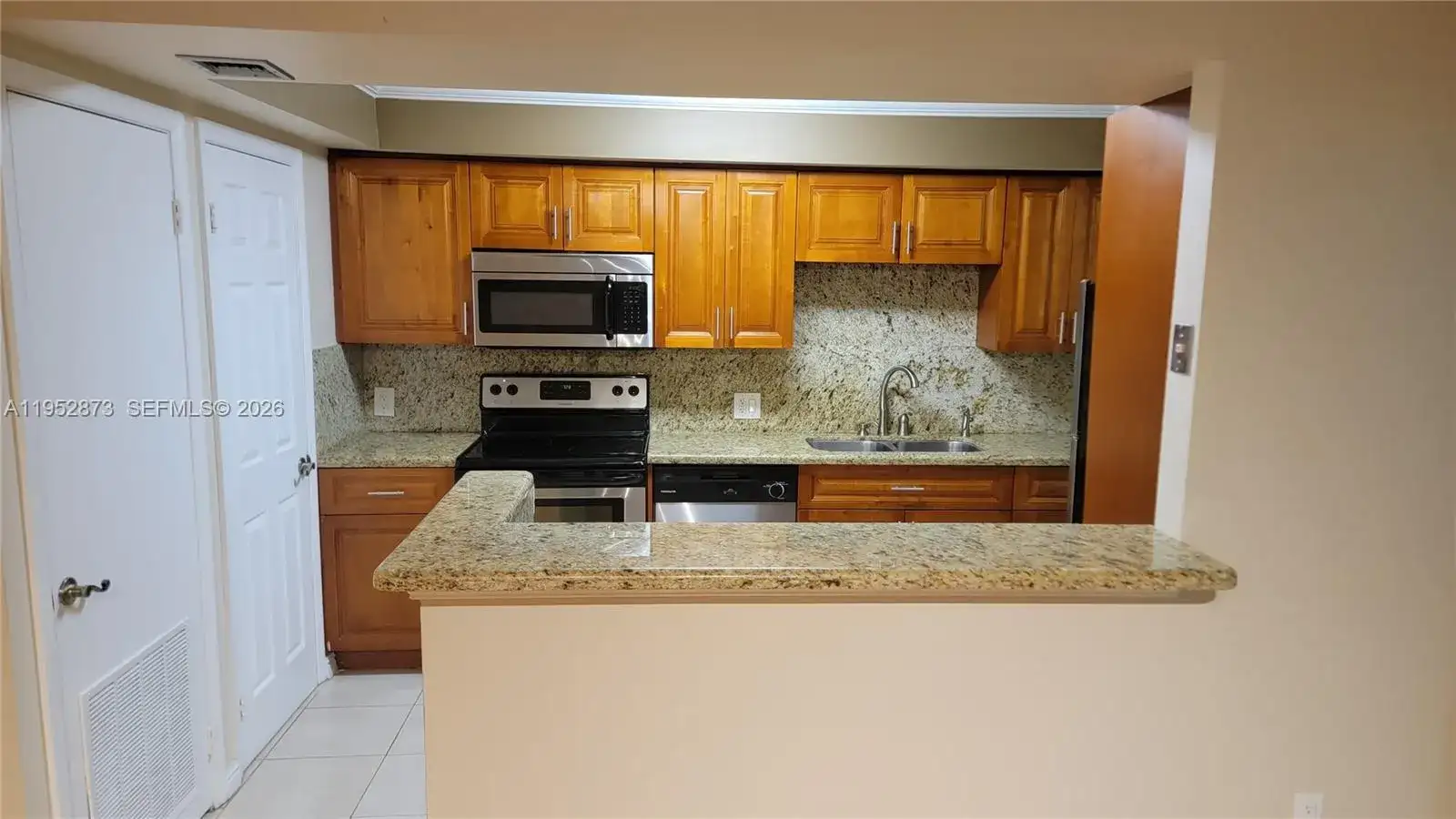 8401 SW 107th Ave # 234E, Miami FL 33173 photo 2