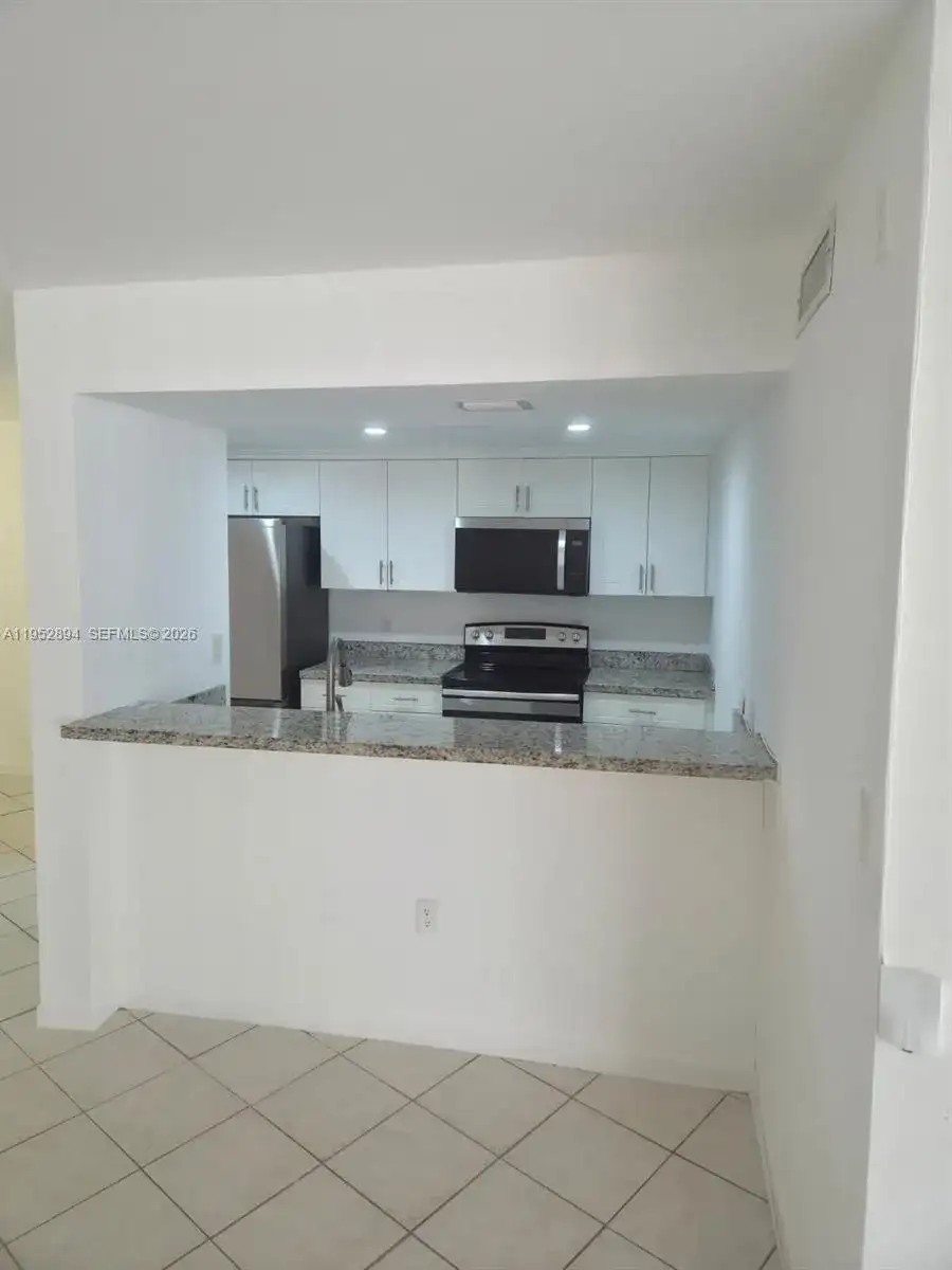 7075 NW 186th St # C104, Hialeah FL 33015 photo 3