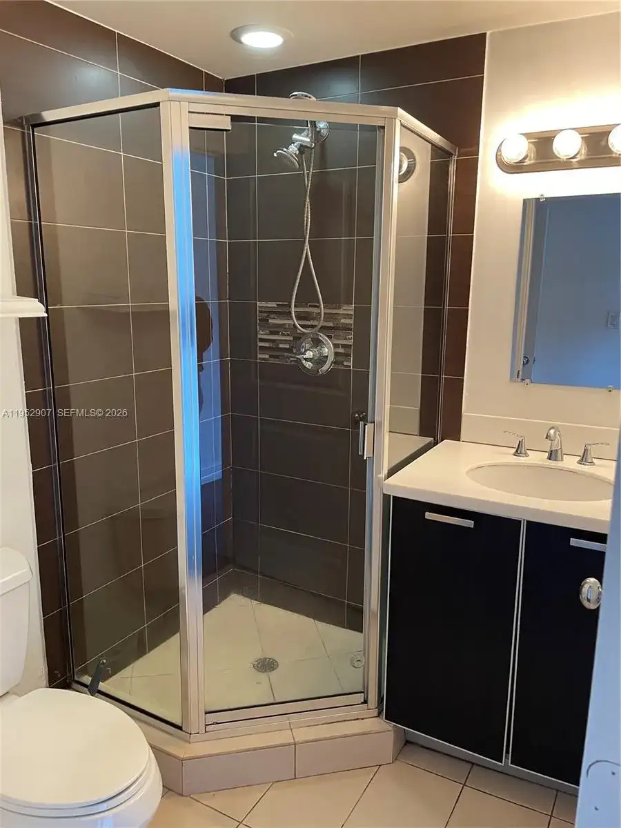 621 11th St # 103, Miami Beach FL 33139 photo 4