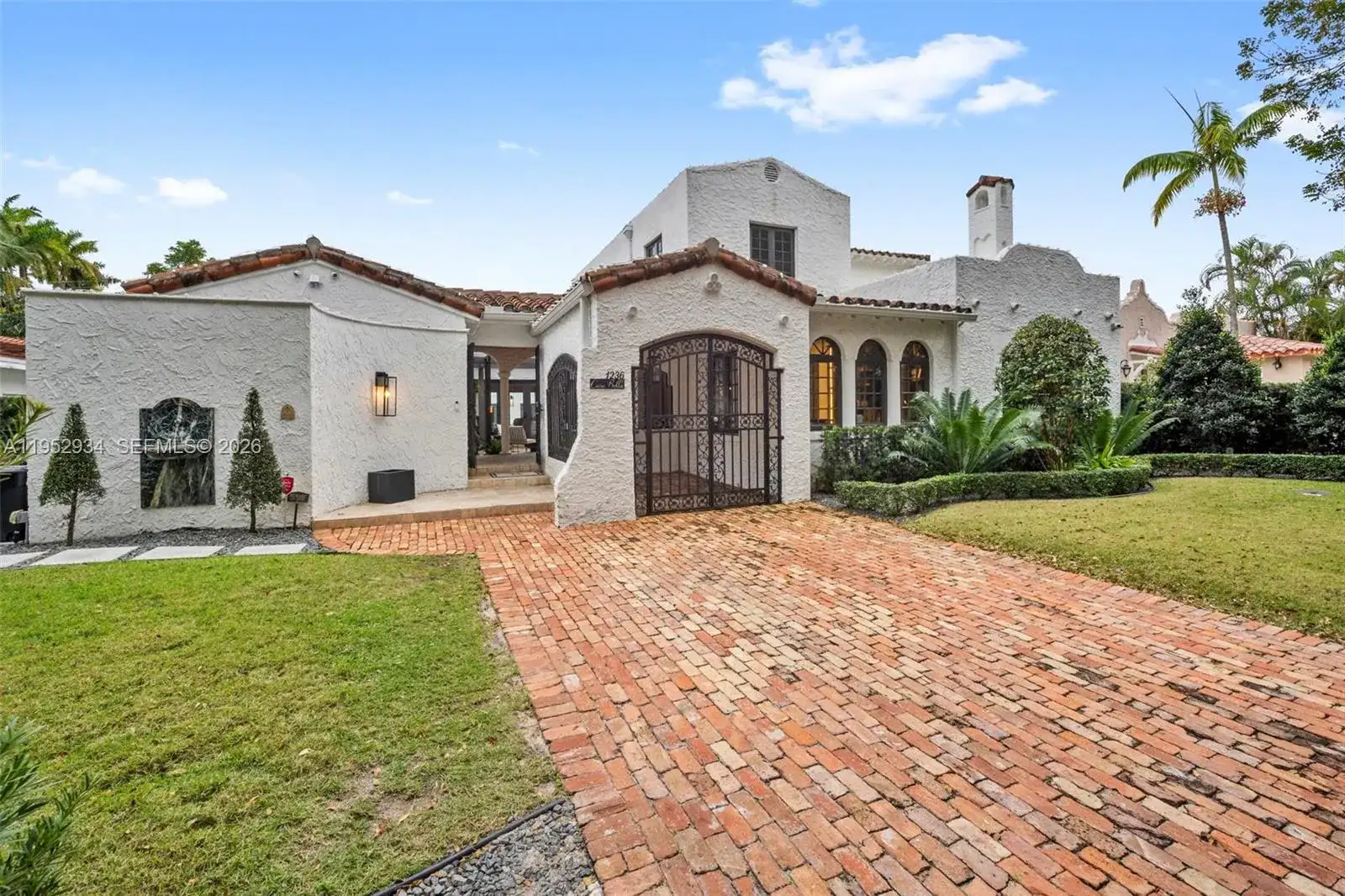 1236 Obispo Ave, Coral Gables FL 33134 photo 4