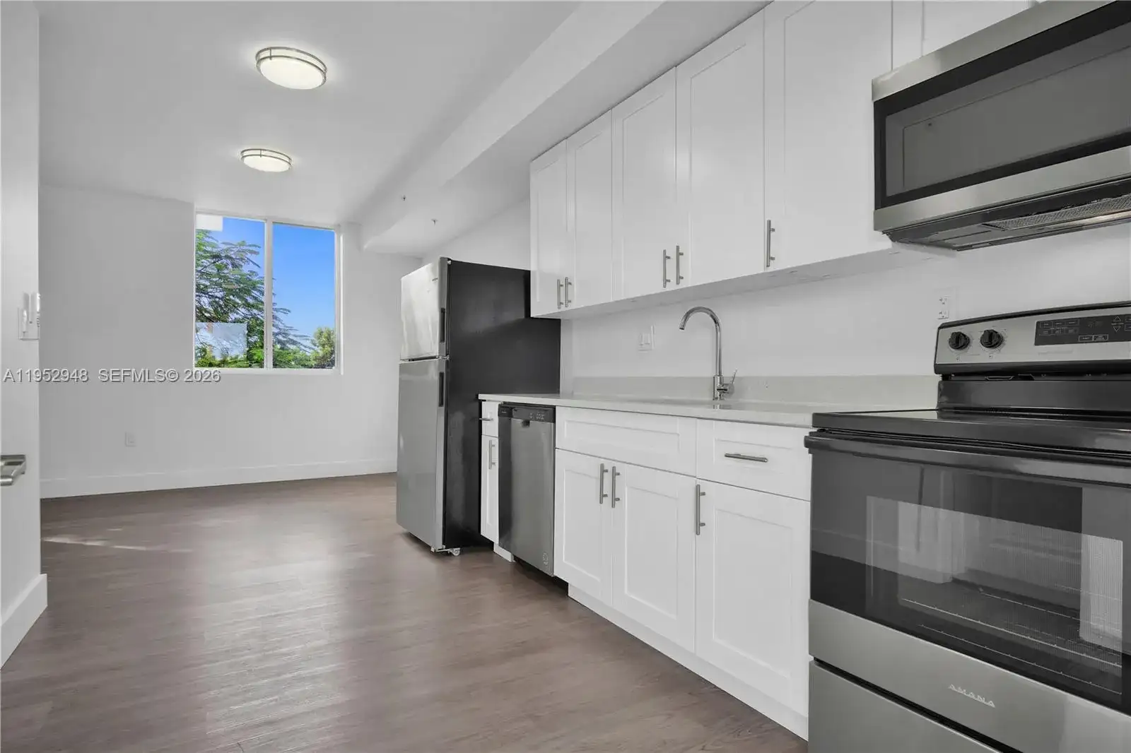 1620 NW 18th St # 205, Miami FL 33125 photo 3