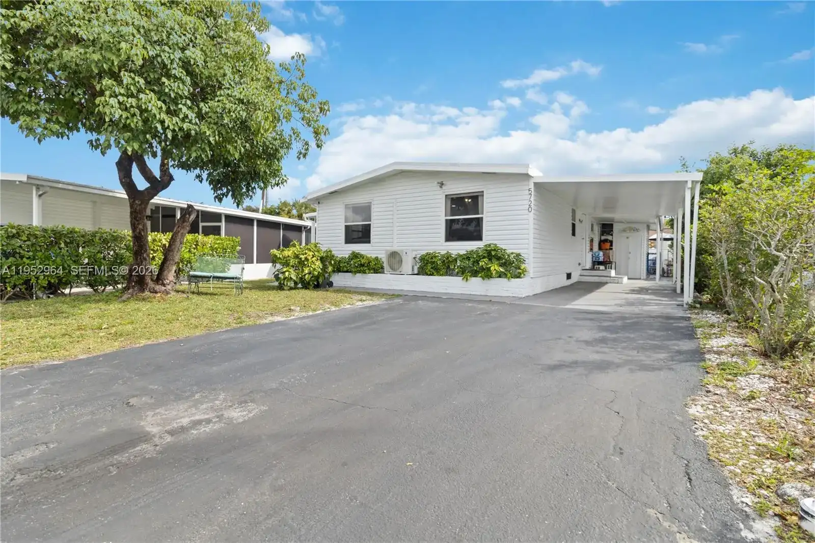 5720 SW Cypress Dr, Dania Beach FL 33312 photo 2