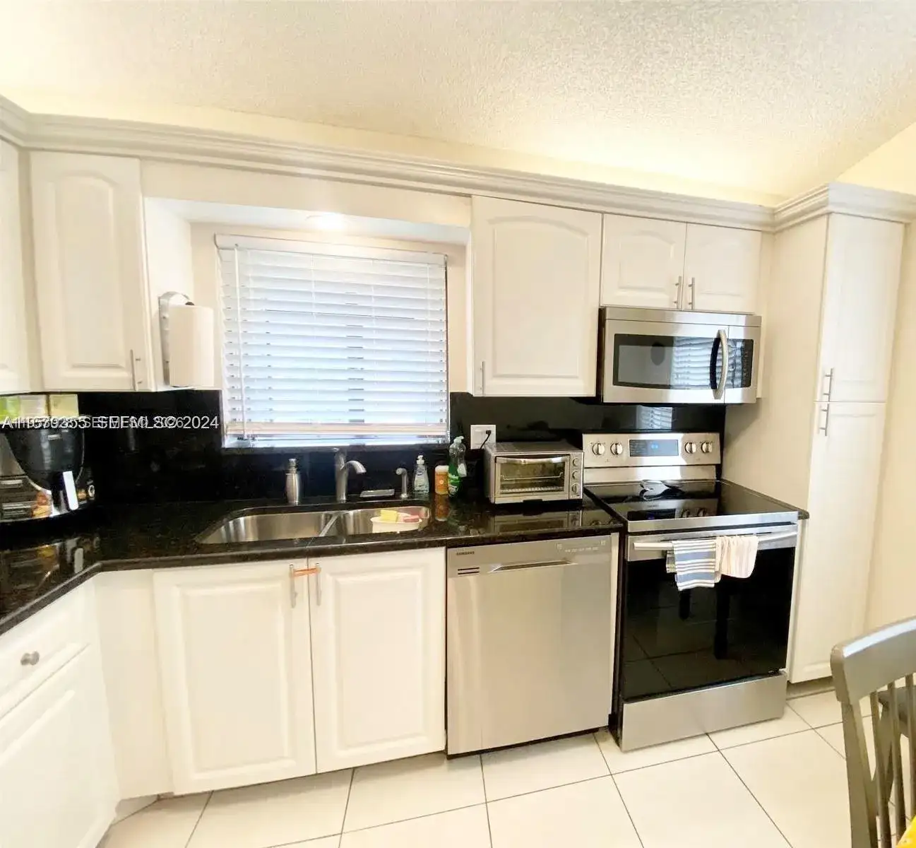 8089 Sweetbriar Way, Boca Raton FL 33496 photo 4