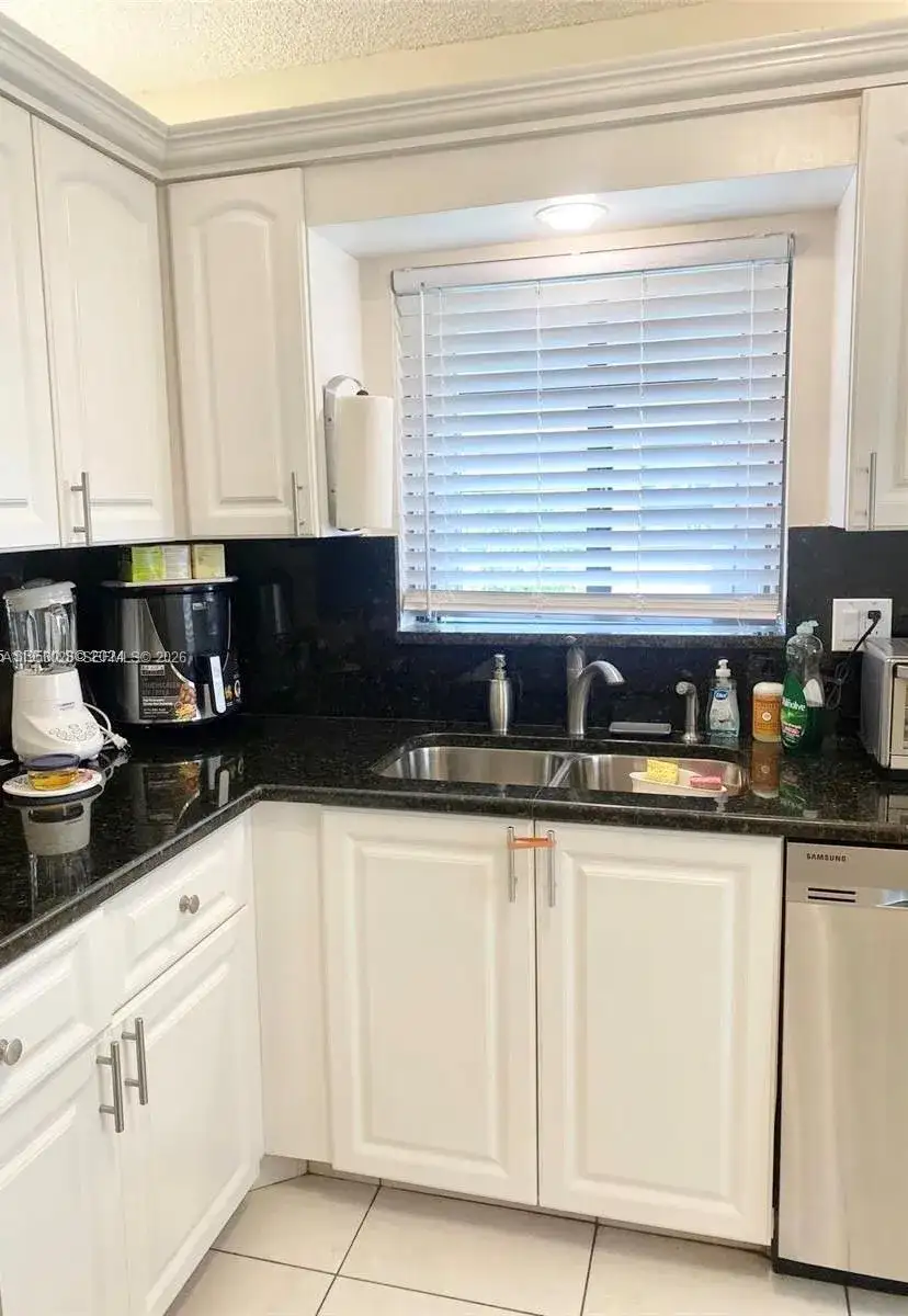8089 Sweetbriar Way, Boca Raton FL 33496 photo 5