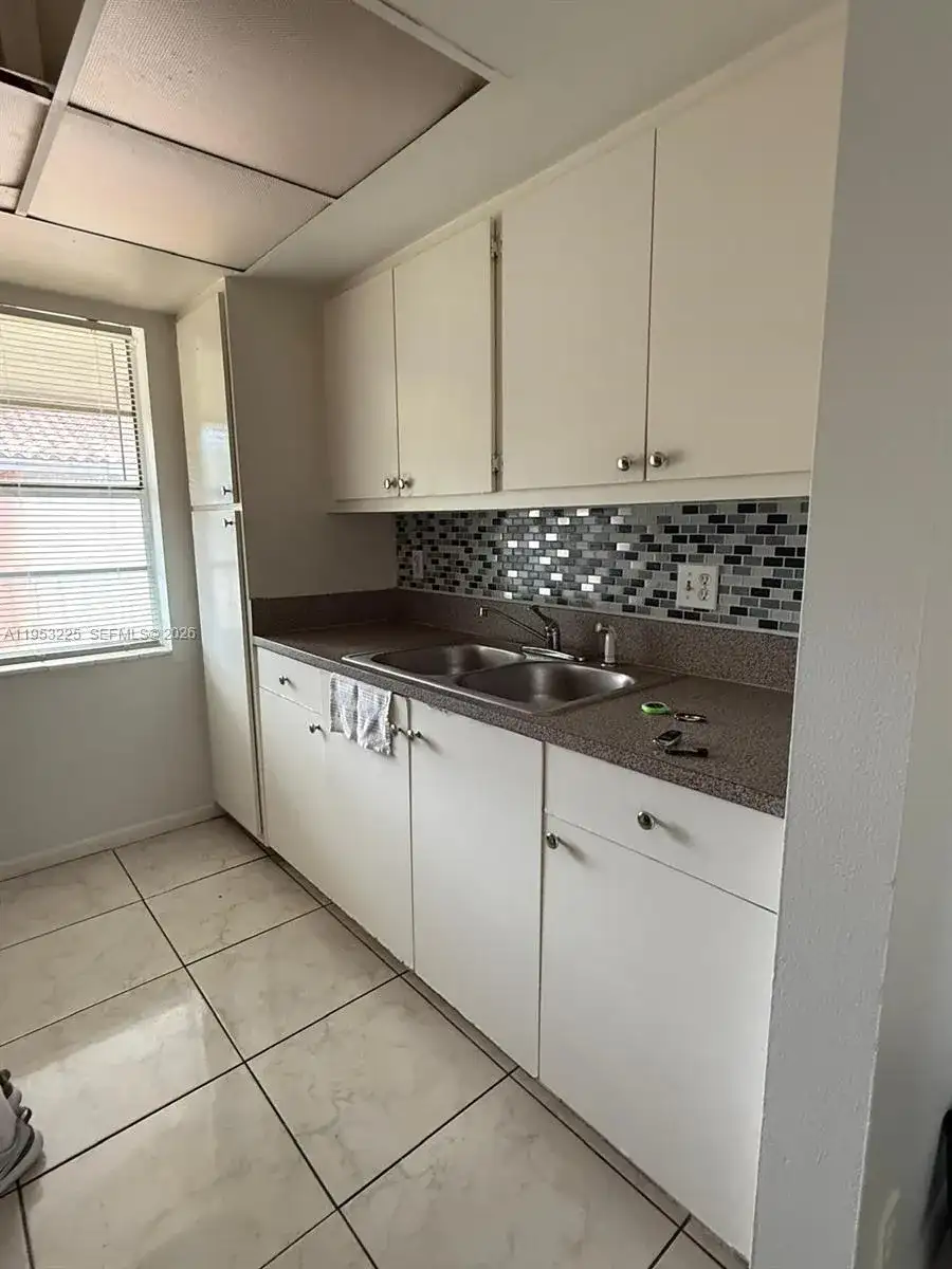 1200 SW 50th Ave # 3, North Lauderdale FL 33068 photo 5