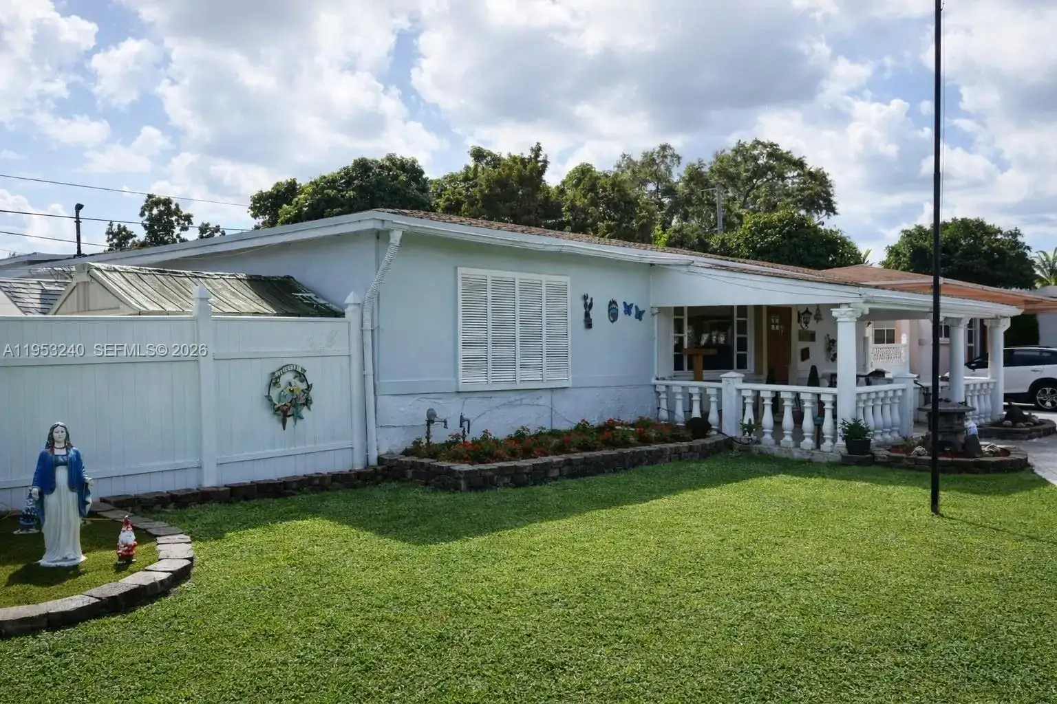480 NE 109th St, Miami FL 33161 photo 2