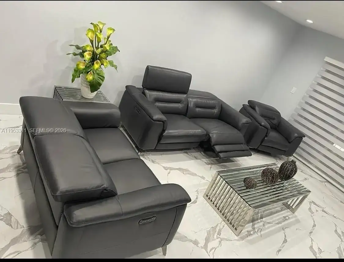 1100 W 35th St, Hialeah FL 33012 photo 5