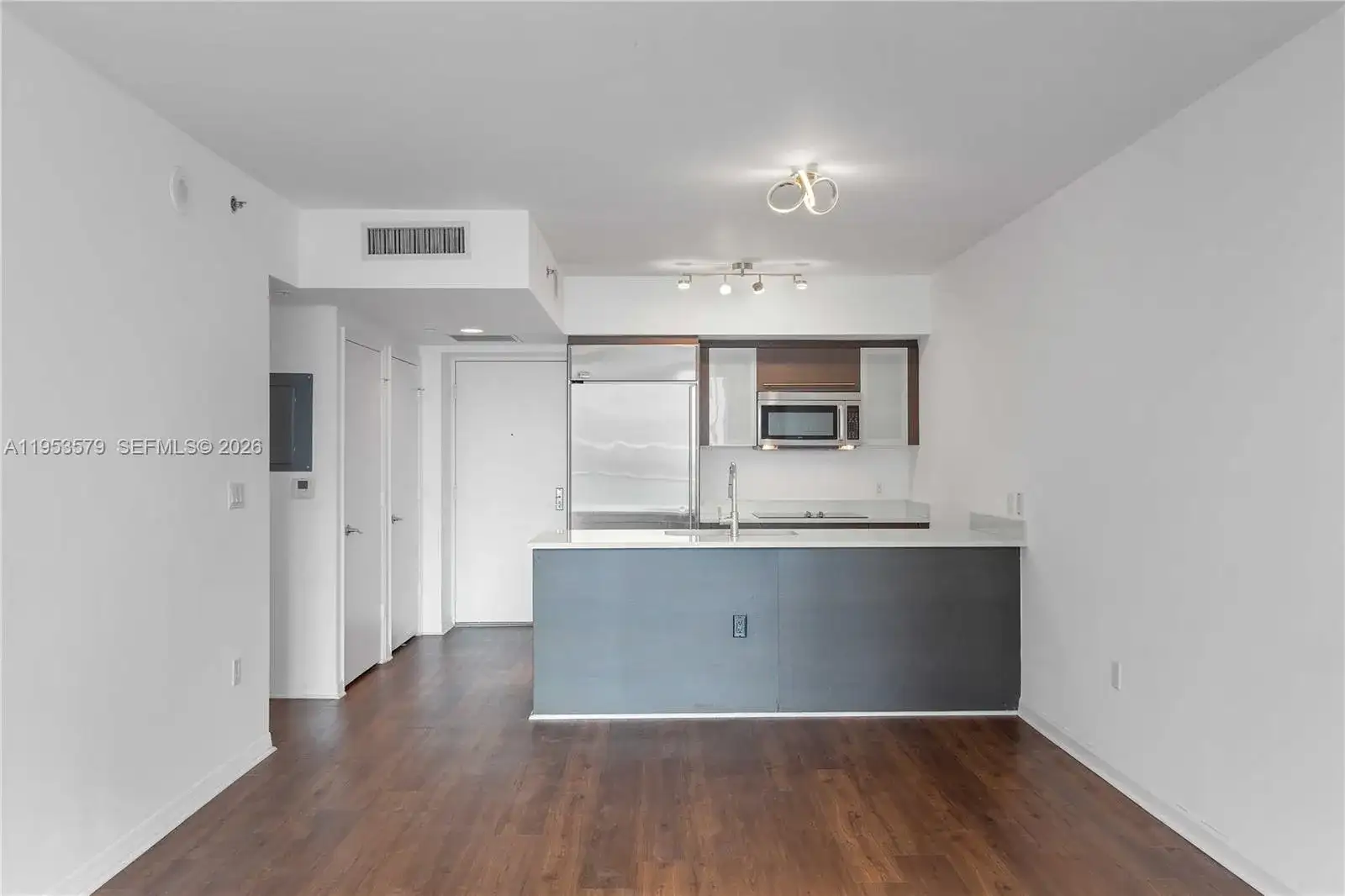 55 SE 6th St # 2606, Miami FL 33131 photo 3