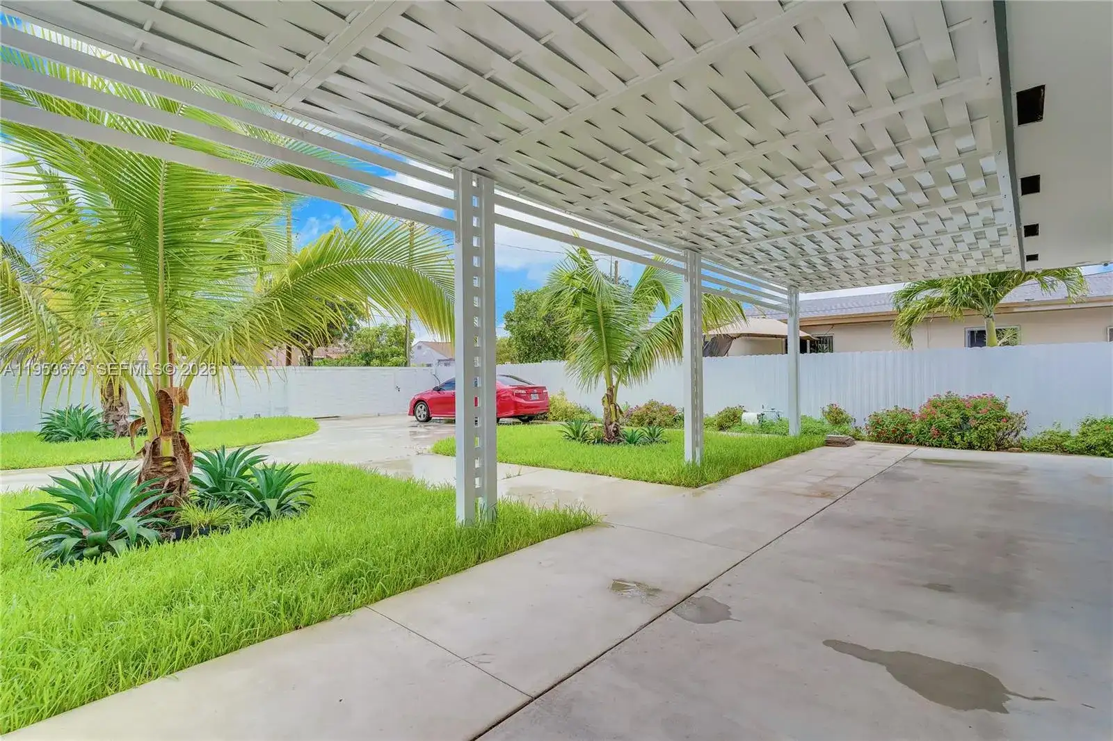 2247 NW 2nd St, Miami FL 33125 photo 3