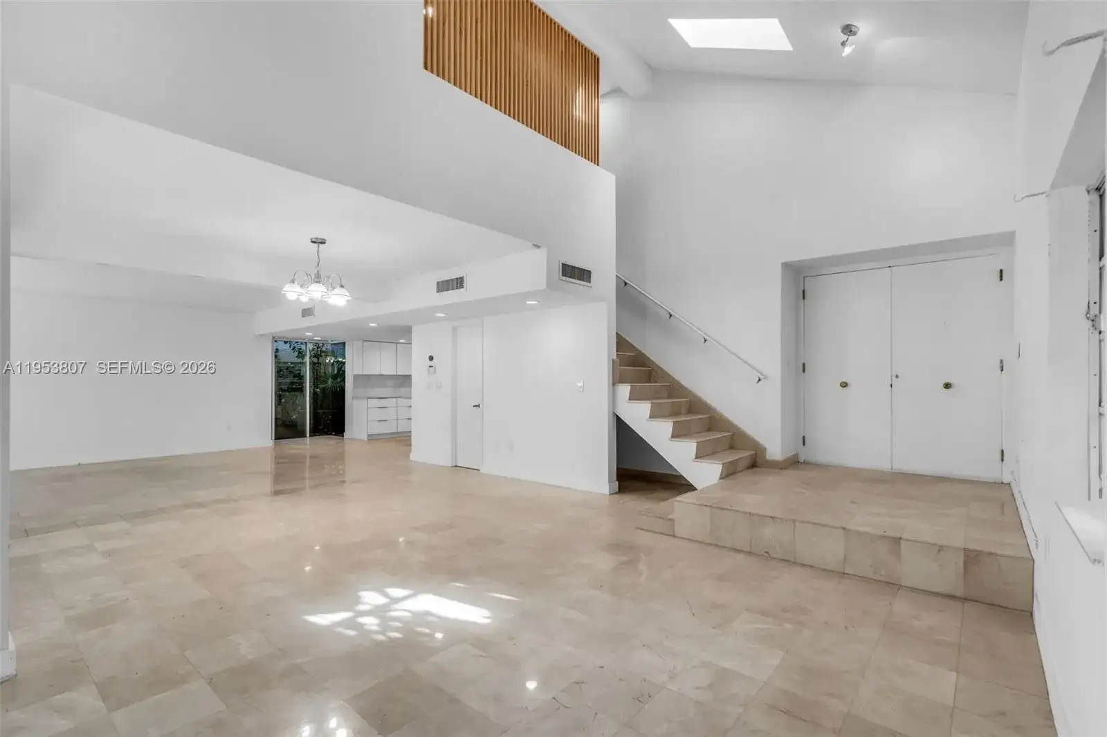 1769 Wa Kee Na Dr, Miami FL 33133 photo 5