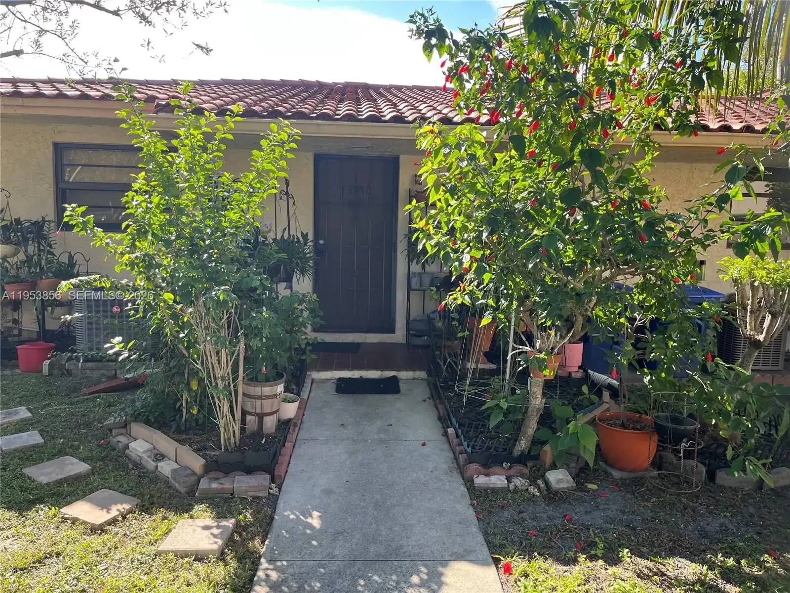 13942 NE 4th Ave # B, Miami FL 33161 photo 2