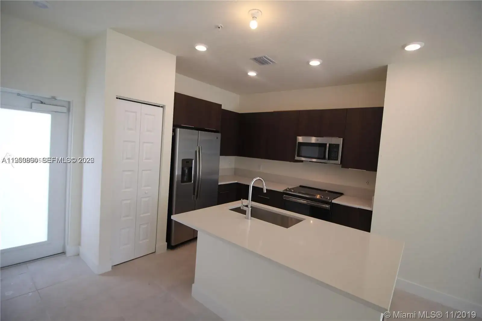 4745 NW 84th Ct # 48, Doral FL 33166 photo 3