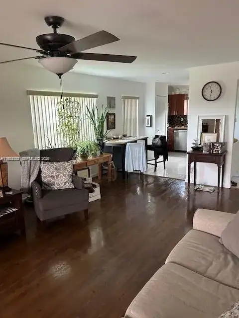 9841 Sunrise Lakes Blvd # 310, Sunrise FL 33322 photo 2