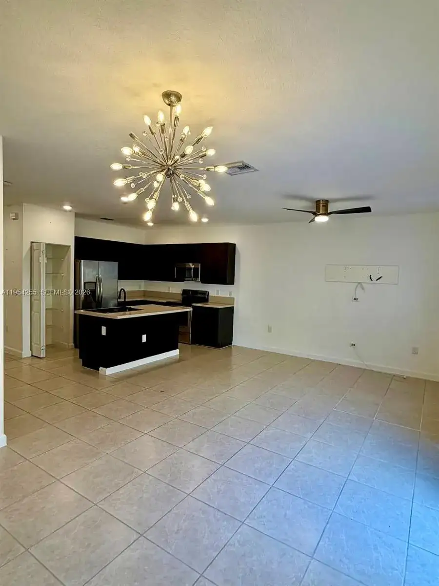405 NE 208th Ter # 405, Miami FL 33179 photo 4