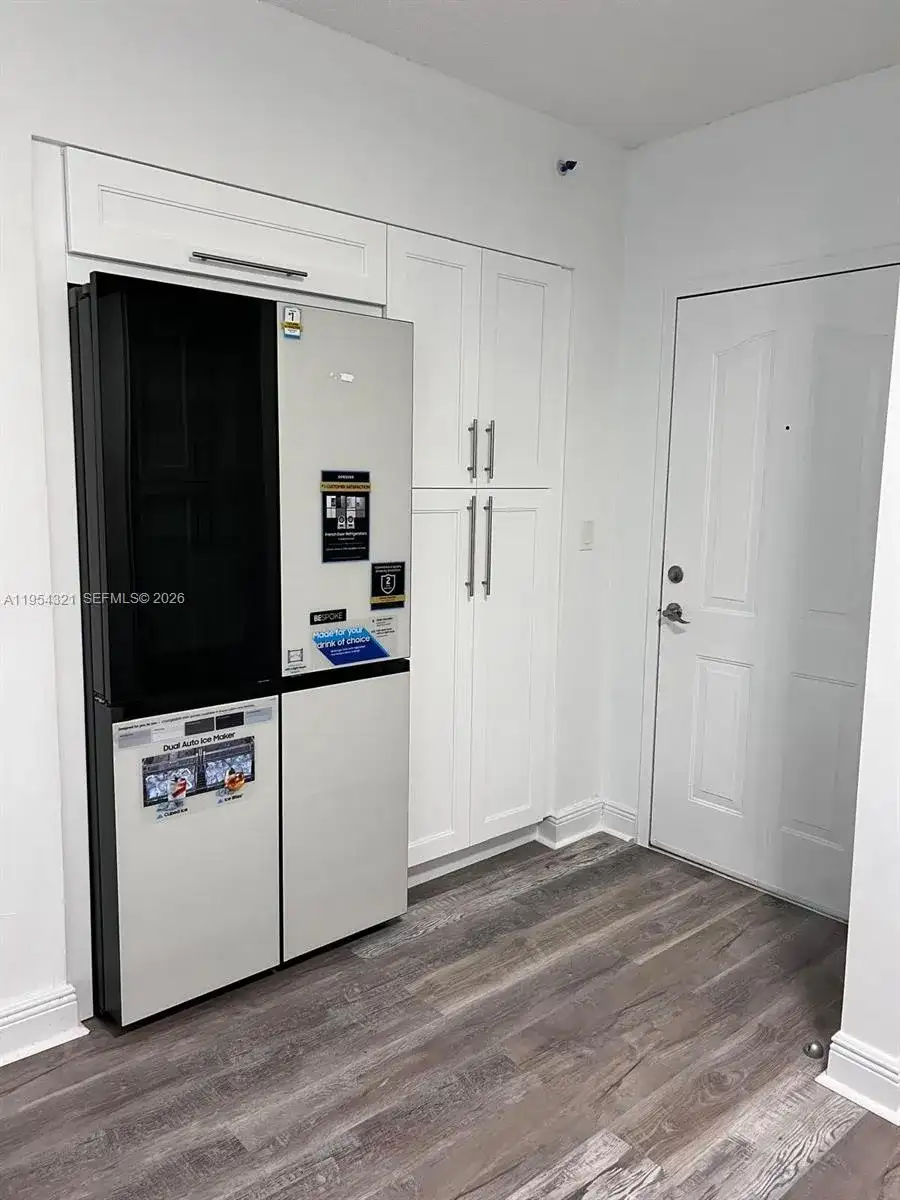5091 NW 7th St # 109, Miami FL 33126 photo 5