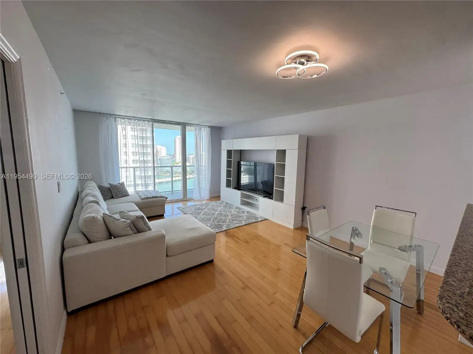 1155 Brickell Bay Dr # 2306, Miami FL 33131 photo 3