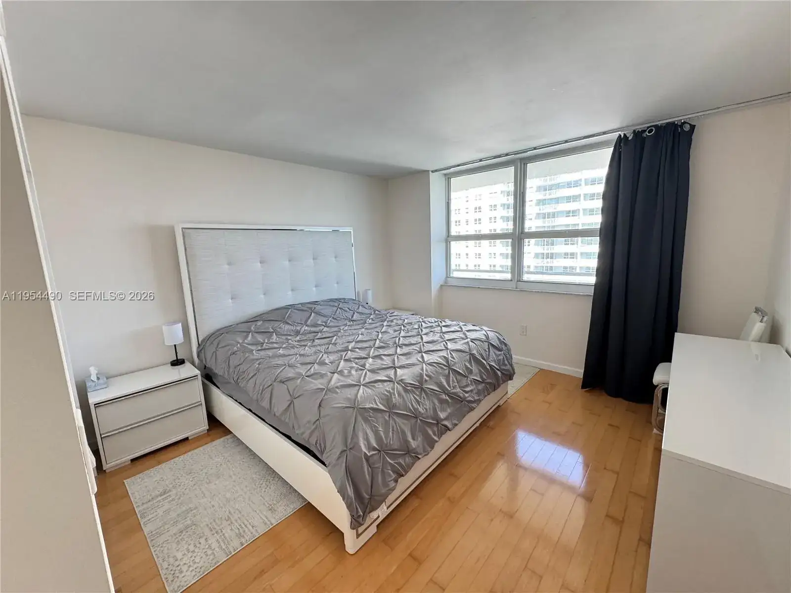 1155 Brickell Bay Dr # 2306, Miami FL 33131 photo 4