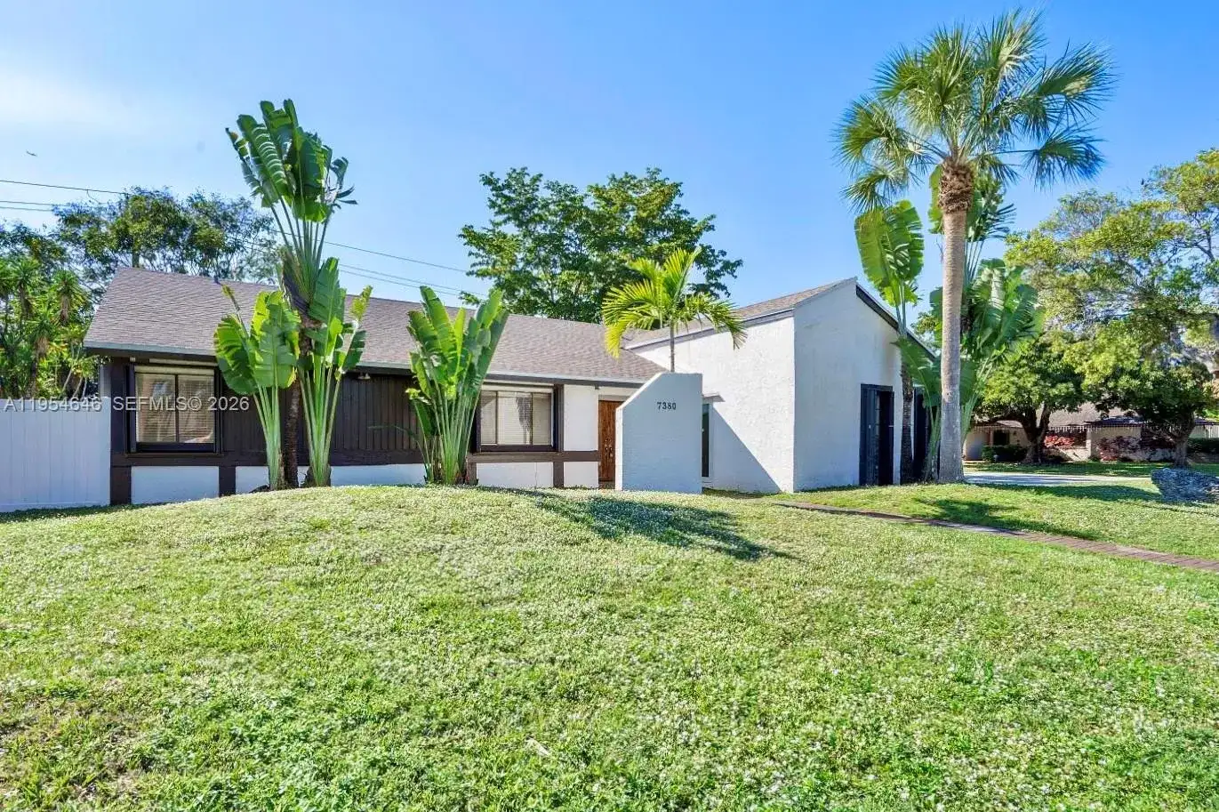 7380-R NW 44th Ct, Lauderhill FL 33319 photo 2