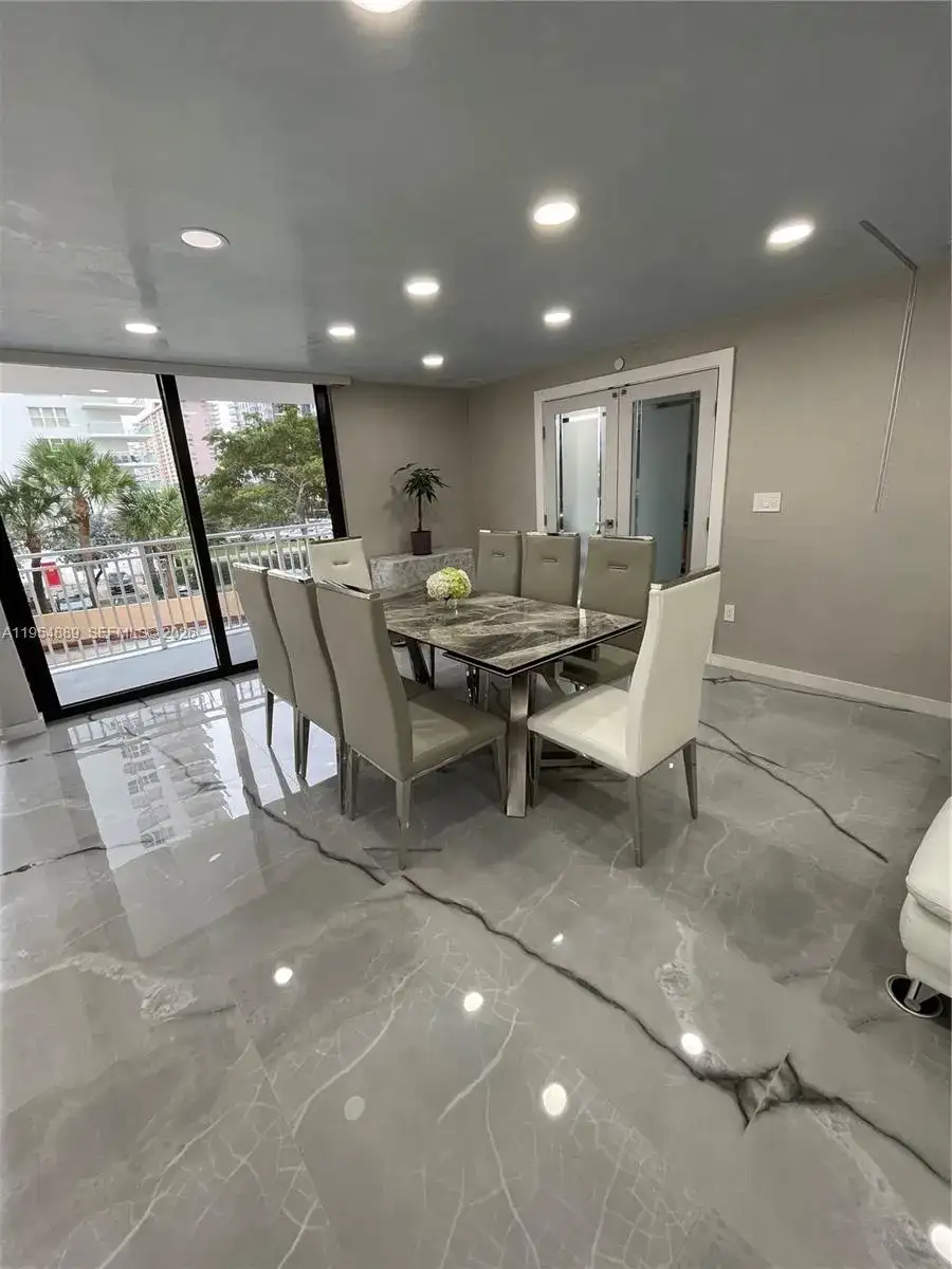 210 174th St # 309, Sunny Isles Beach FL 33160 photo 5