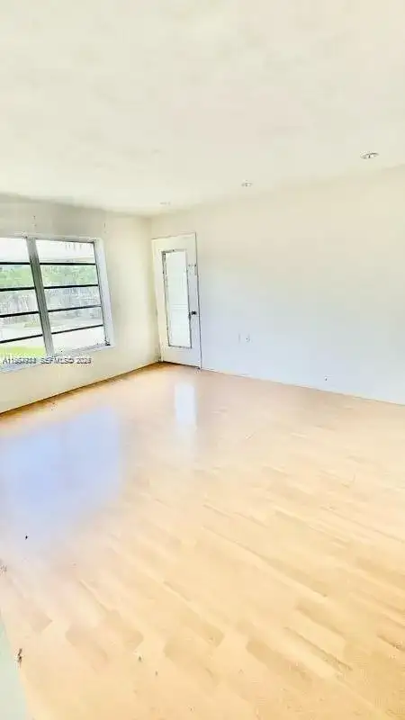 1631 NE 114th St # 201, Miami FL 33181 photo 4