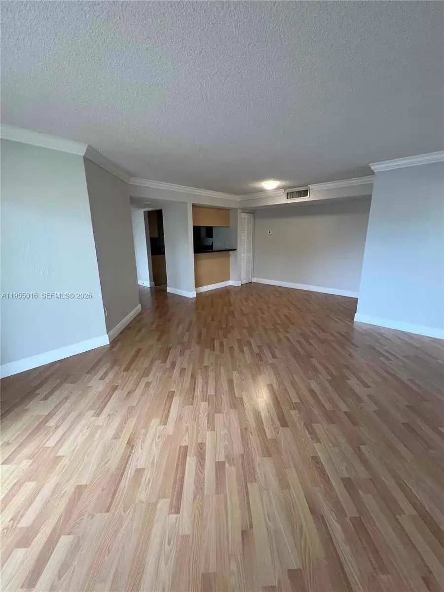 10785 SW 108th Ave # 308, Miami FL 33176 photo 2