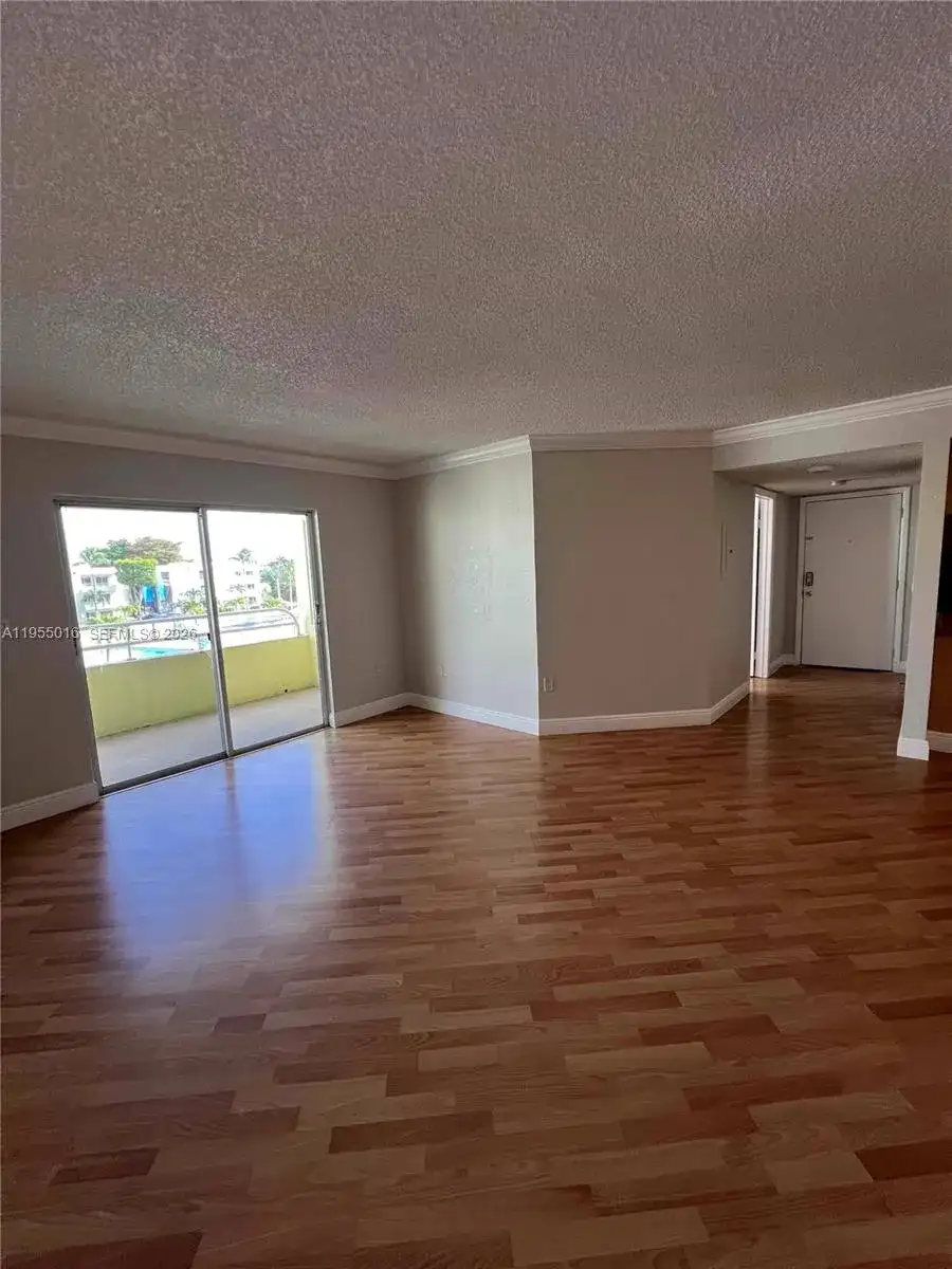 10785 SW 108th Ave # 308, Miami FL 33176 photo 3