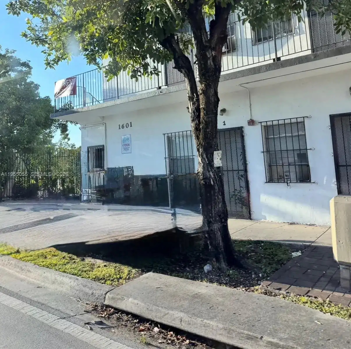 1601 NW 62nd St # 21, Miami FL 33147 photo 4