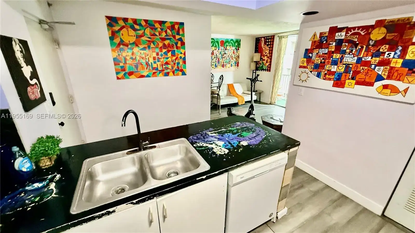 104 SW 9th St # 601, Miami FL 33130 photo 5