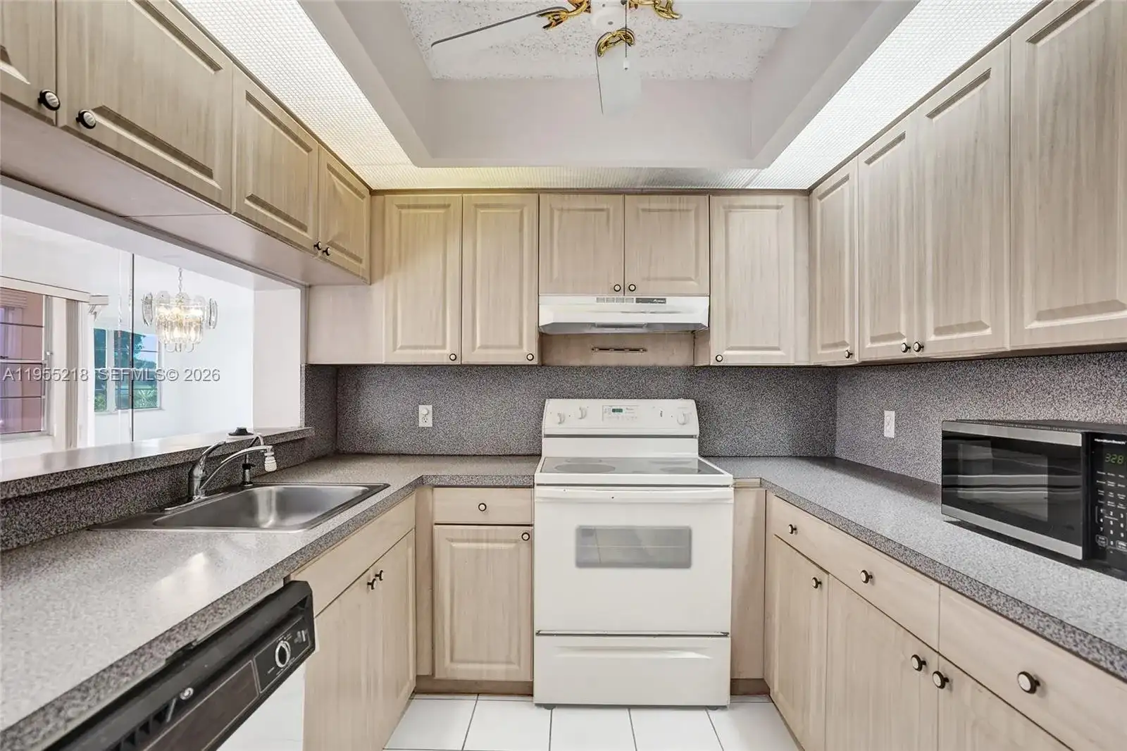 900 SW 128th Ave # 103D, Pembroke Pines FL 33027 photo 2