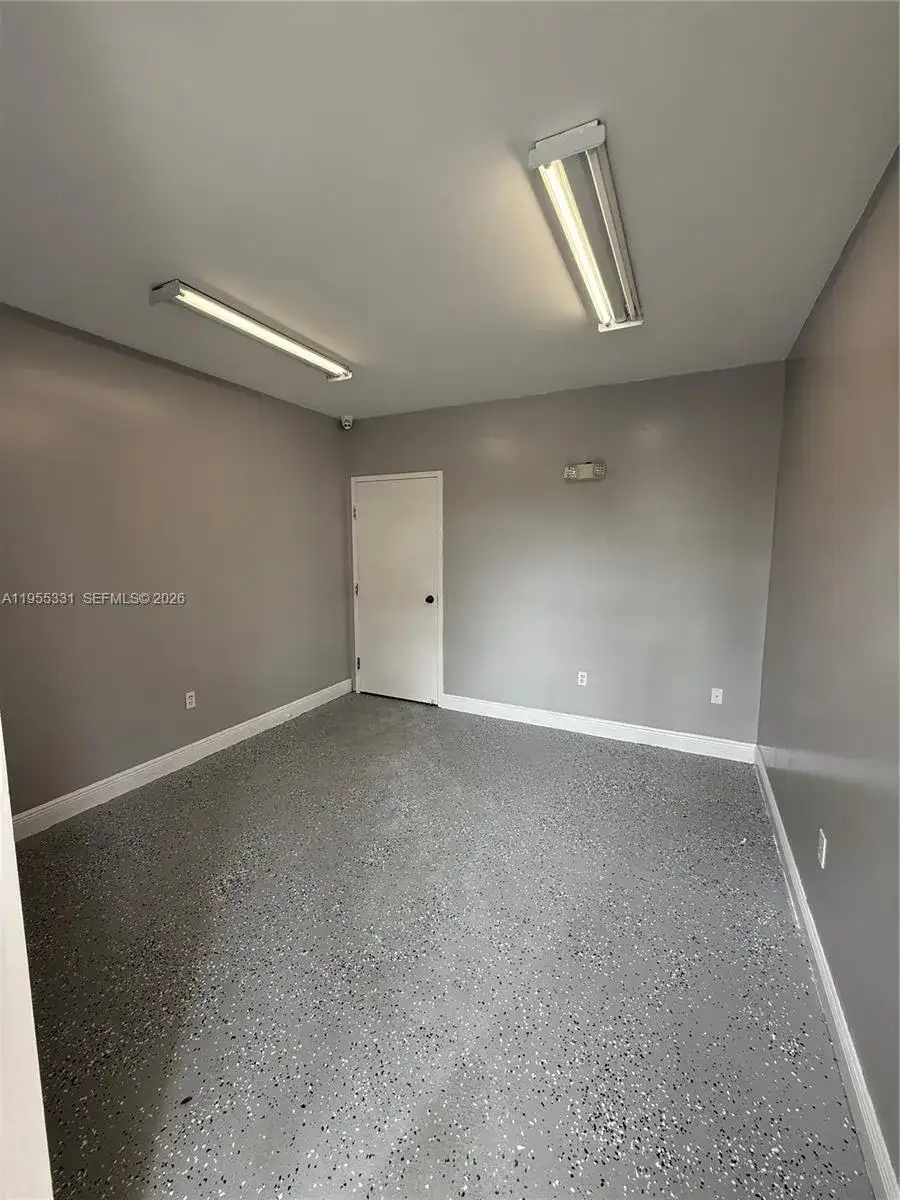 15075 SW 137th St # 6, Miami FL 33196 photo 4