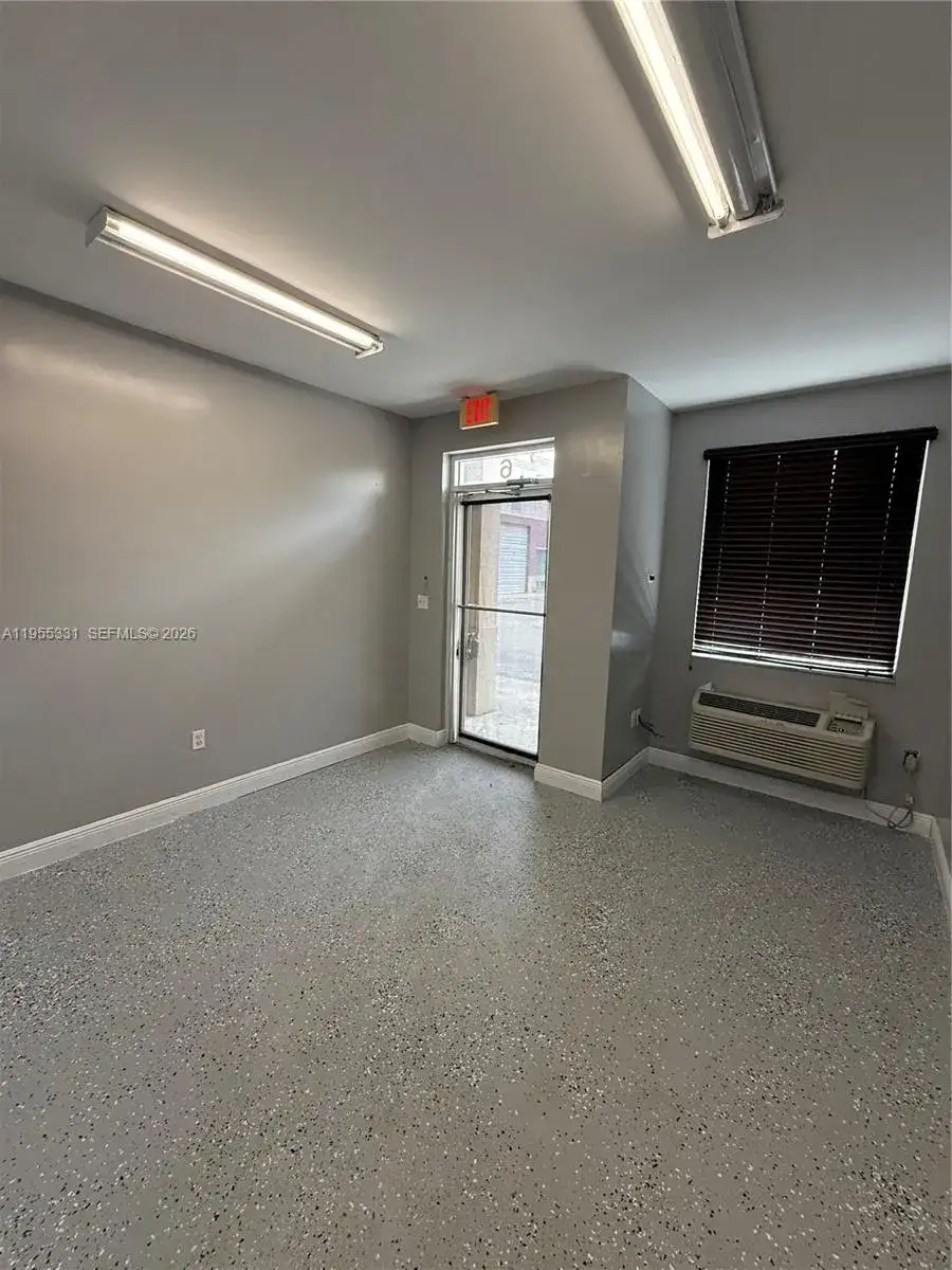 15075 SW 137th St # 6, Miami FL 33196 photo 5