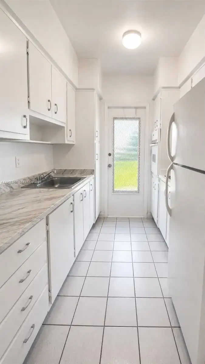 12655 NE 16th Ave # 16, North Miami FL 33161 photo 2