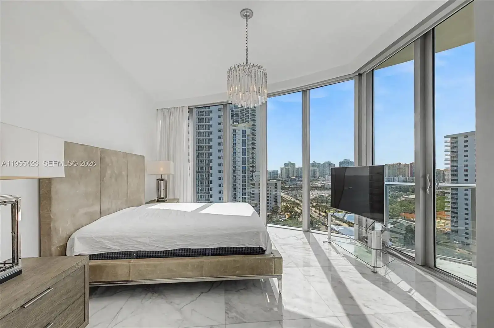 17475 Collins Ave # 904, Miami Beach FL 33160 photo 3