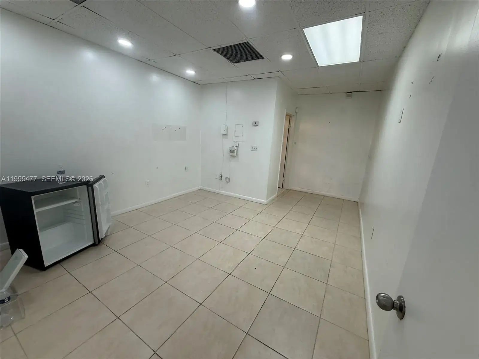 10509 SW 40th St # 10509, Miami FL 33165 photo 4