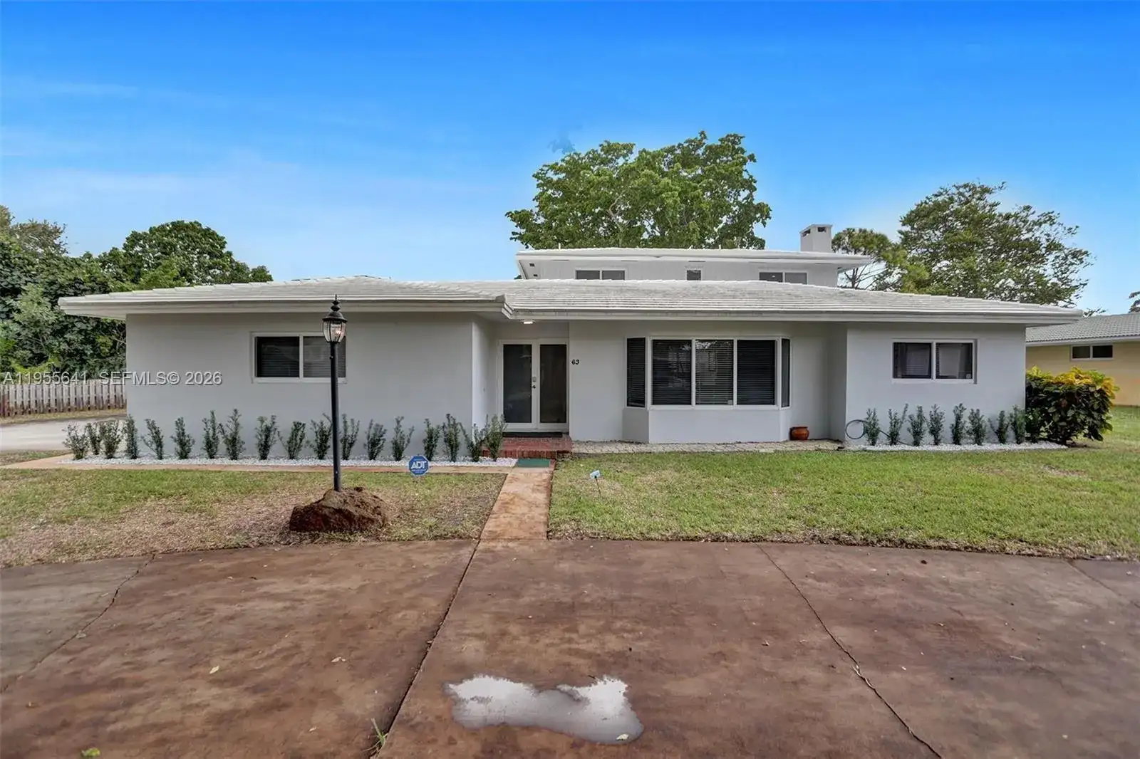 63 SE 5th Ave, Deerfield Beach FL 33441 photo 3