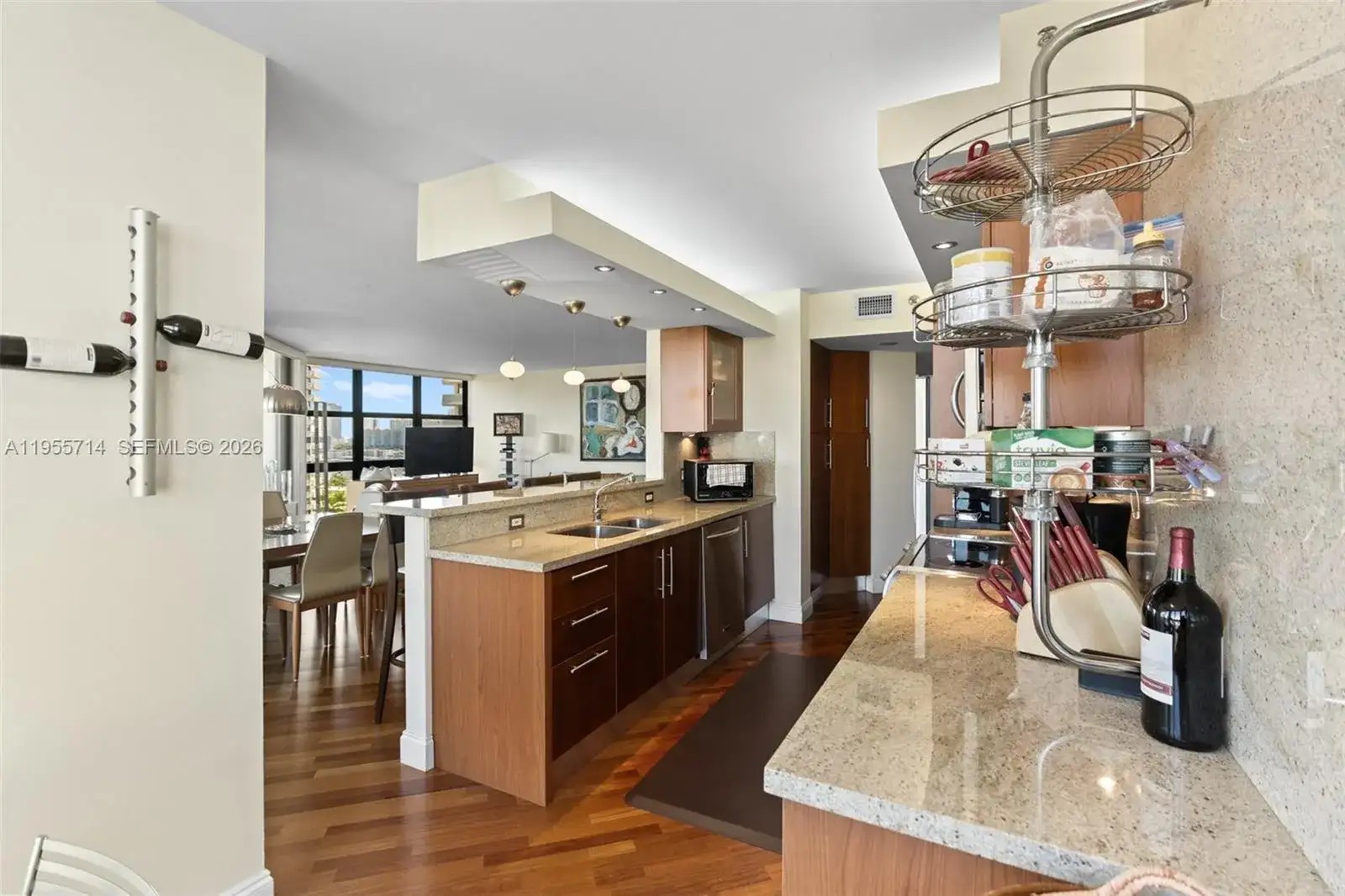 1000 W Island Blvd # 1209, Aventura FL 33160 photo 5