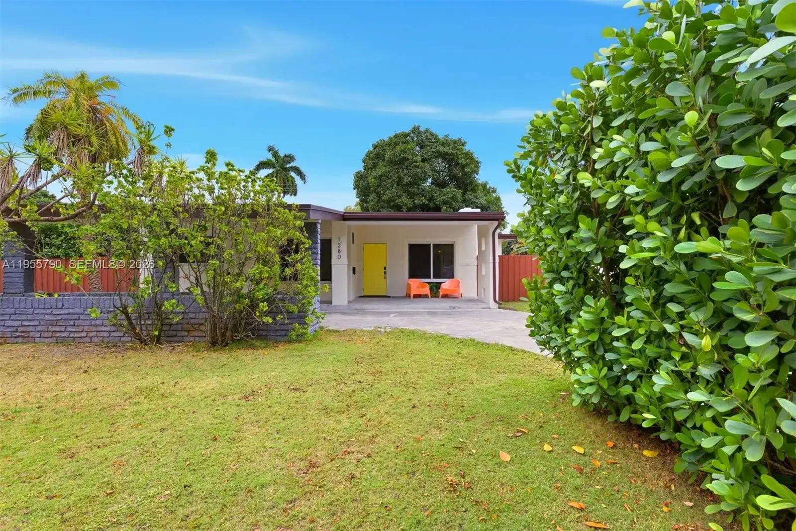 1280 NE 132nd St, North Miami FL 33161 photo 2
