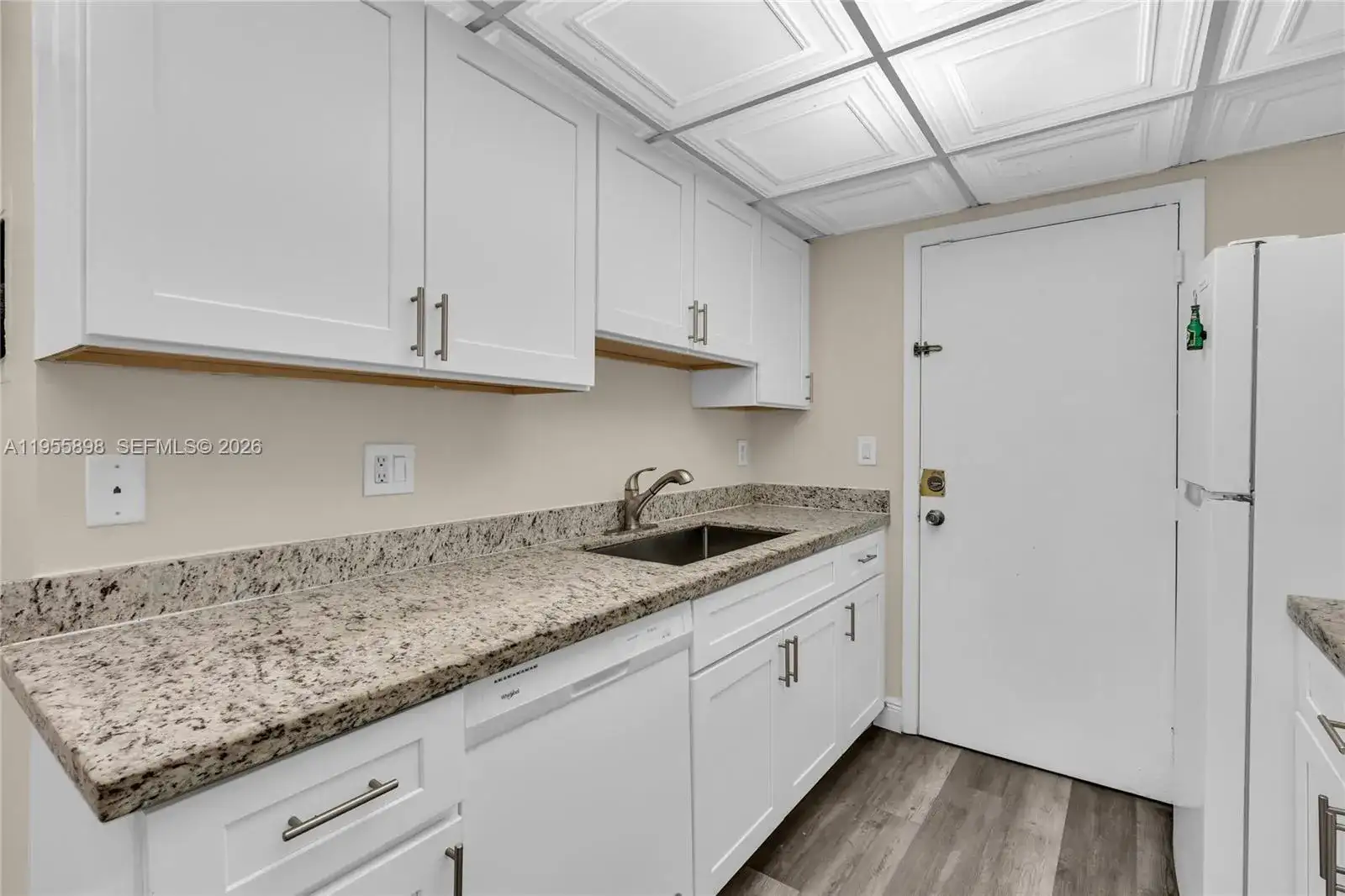 17901 NW 68th Ave # T206, Hialeah FL 33015 photo 5