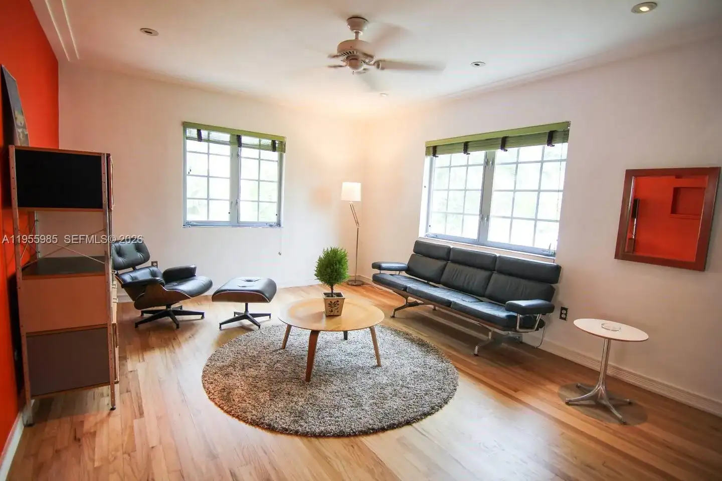 400 blk Meridian, Miami Beach FL 33139 photo 2