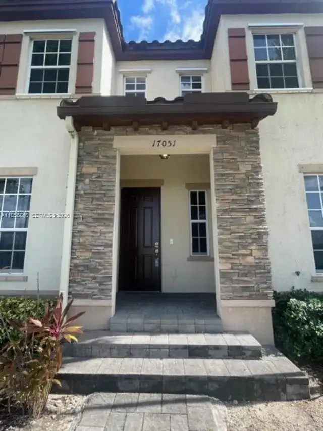 17051 SW 96th St # 17051, Miami FL 33196 photo 2