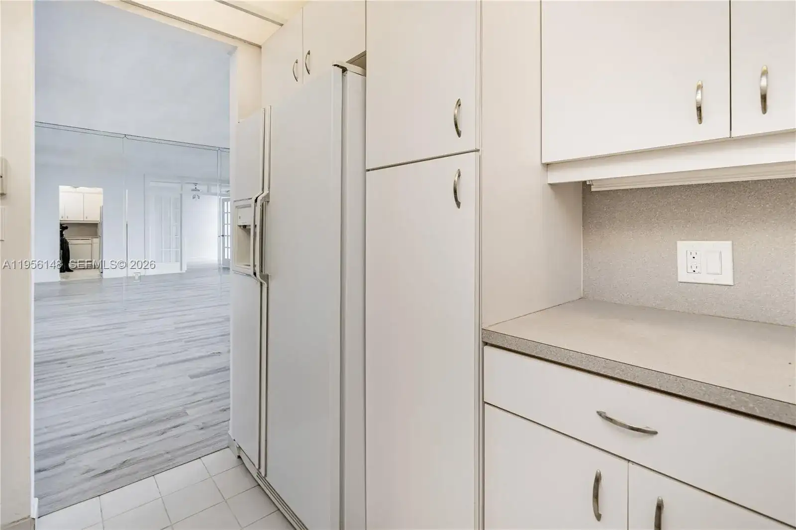 3625 N Country Club Dr # 901, Aventura FL 33180 photo 4