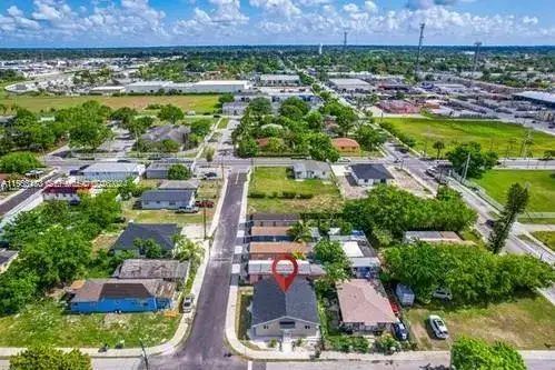 655 SW 5th St, Homestead FL 33030 photo 3