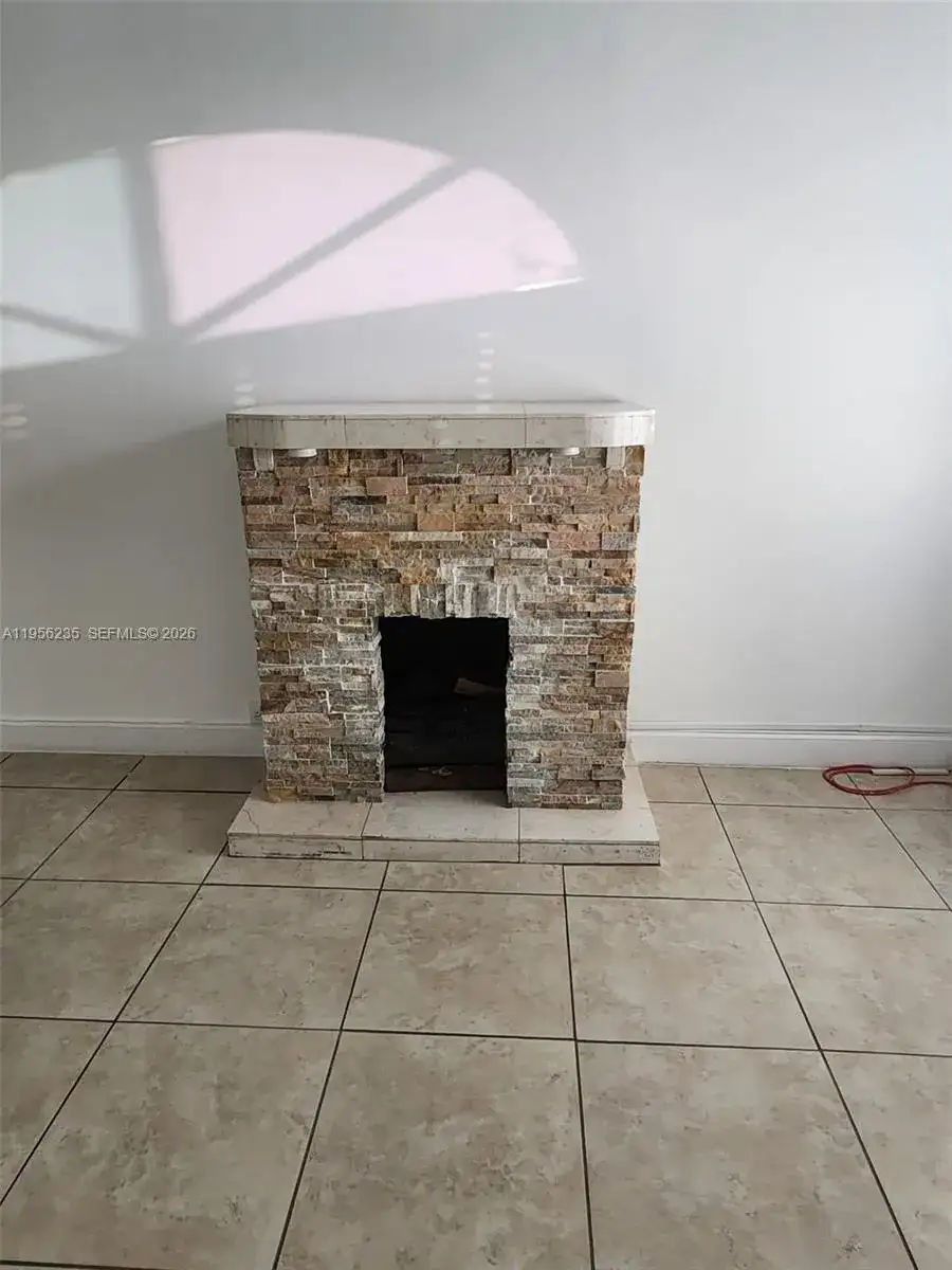 9141 SW 162nd Ct, Miami FL 33196 photo 4