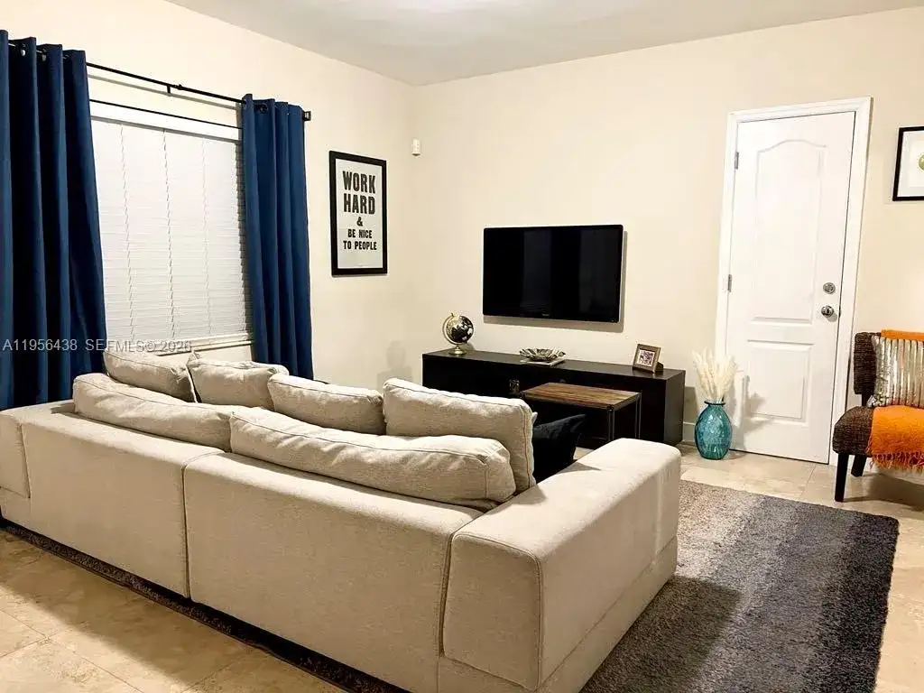 544 NE 62nd St # 3, Miami FL 33138 photo 2