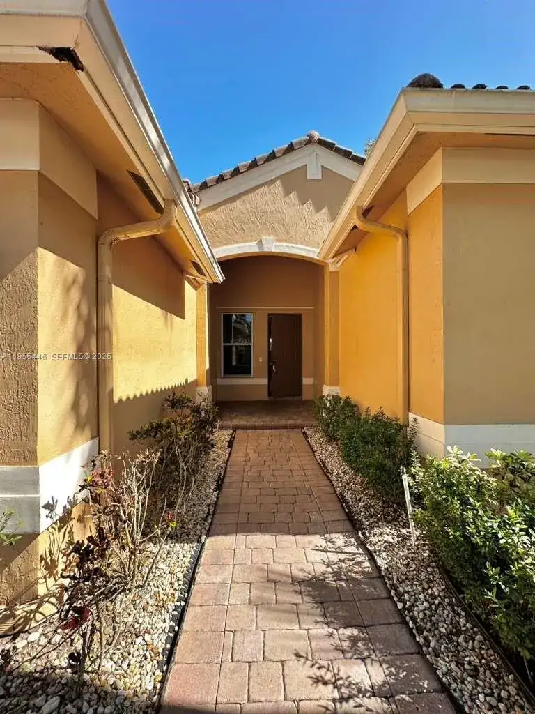 1831 Mariners Ln, Weston FL 33327 photo 4