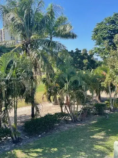 20408 NE 34th Ct # 21, Aventura FL 33180 photo 3