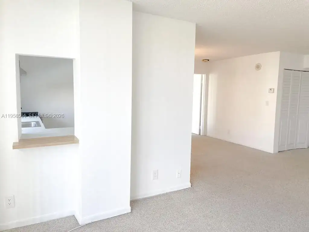16919 N Bay Rd # 706, Sunny Isles Beach FL 33160 photo 2