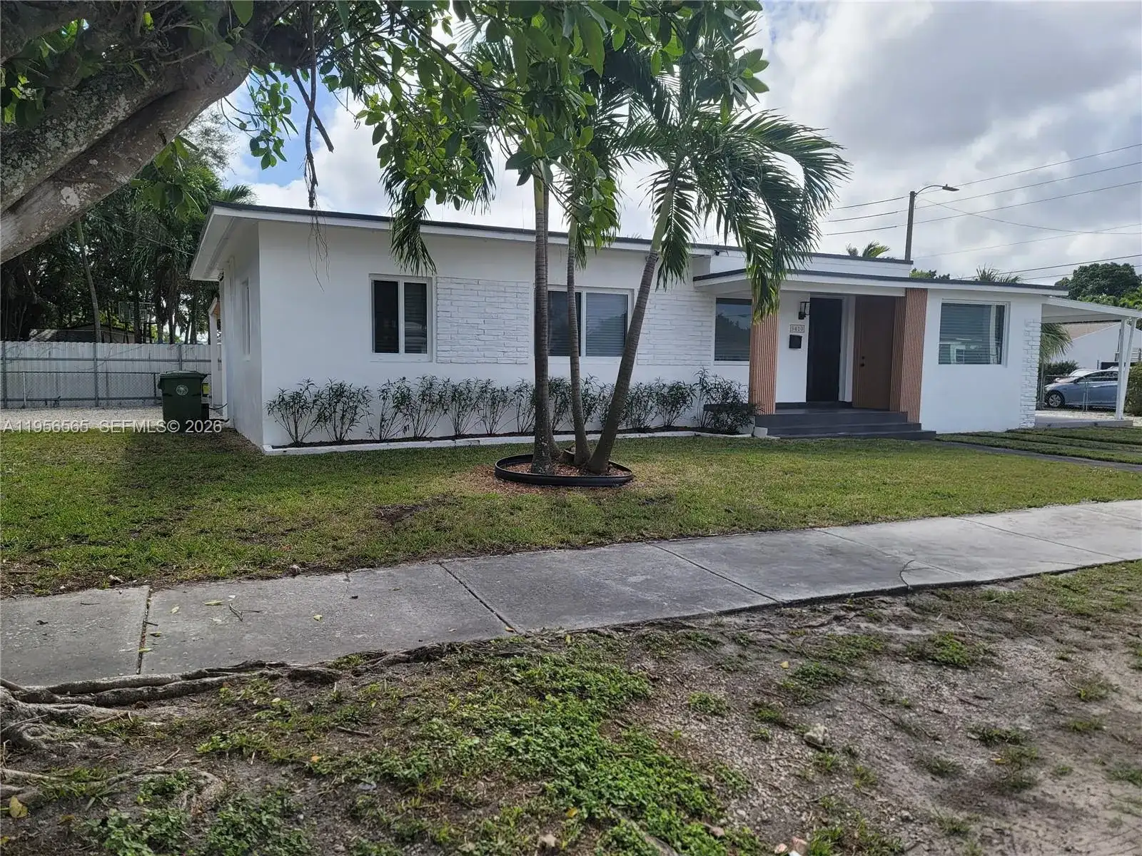 5410 SW 2nd, Miami FL 33134 photo 2