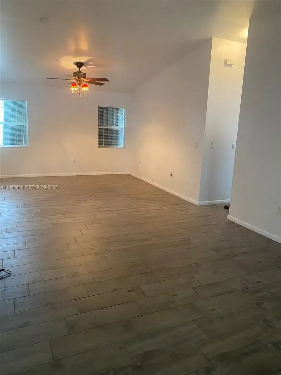15121 SW 106th Ave, Miami FL 33176 photo 5