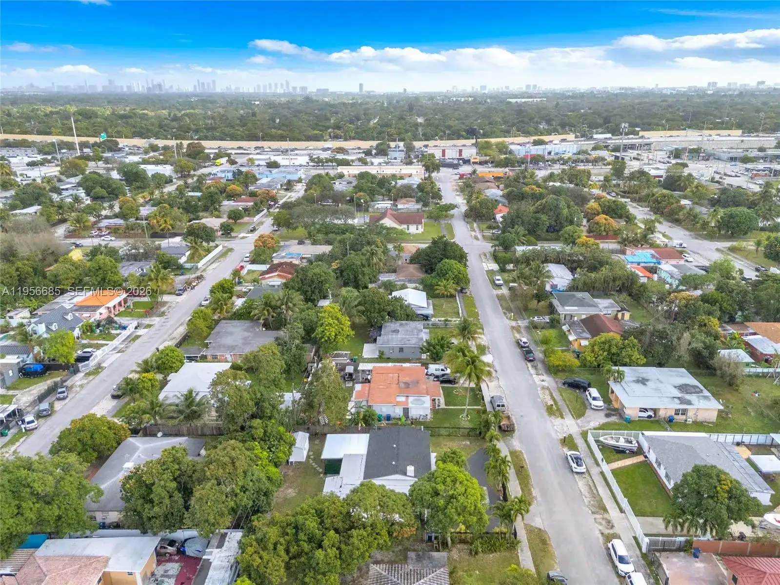 911 NW 138th St, Miami FL 33168 photo 5